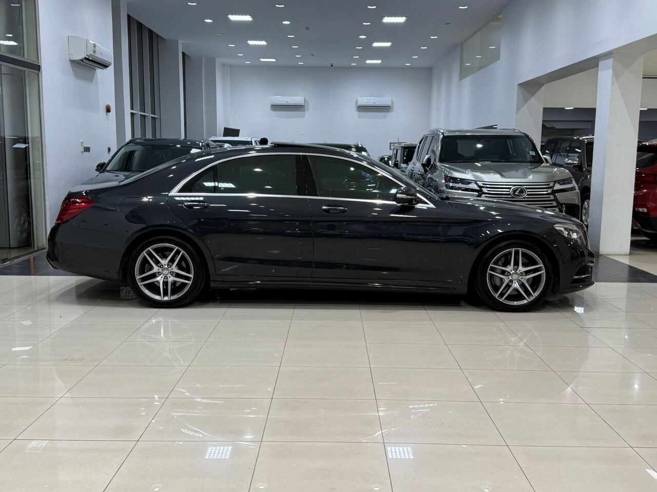 Manama, Vehicles, Cars & Trucks , BHD 11900,  Mercedes Benz S-400,  2016,  Automatic,  121000 KM,   AMG  (Black)