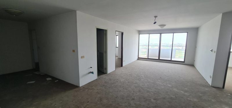 Bangkok, Real Estate For Sale, THB 4950000,  3 BR,  143 Sq. Meter,  Condo For Sale, Flora Ville Project Good Price, Good Location, Contact Phuengrati