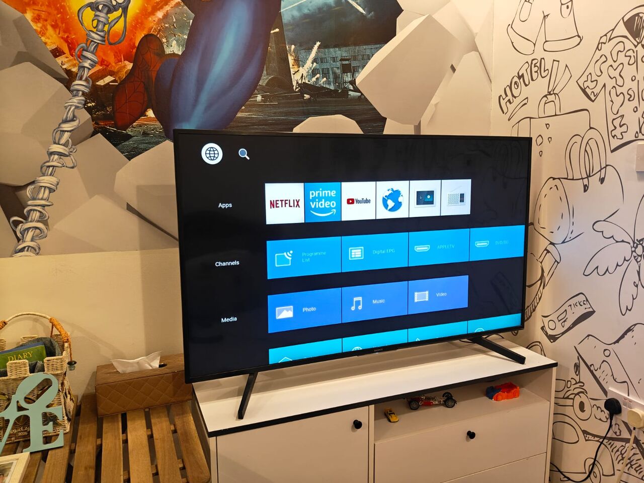 Saar, Electronics, BHD 115,  Sony Bravia 55" 4K HDR Smart TV (KD-55X7000F) - Excellent Condition