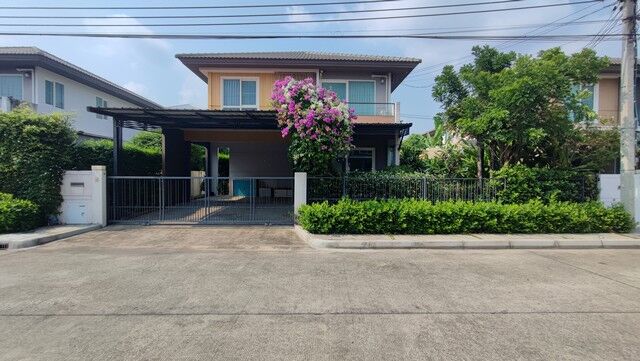 Bangkok, Real Estate For Sale, THB 5290000,  3 BR,  54 Sq. Feet,  YouTube Review, Baan Manthana Lake Watcharapol, Fully Built-in, Electrical Appliances,