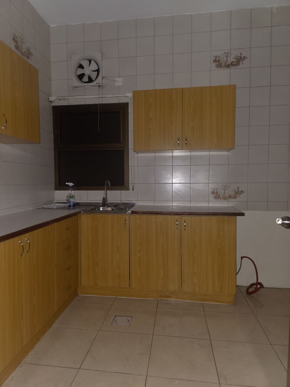 Adliya, Apartments, Flats, Houses & Villas, BHD 220/month,  2 BR,  @2BATHROOM Hall Kitchen Without Electricity Balcony Car Parking