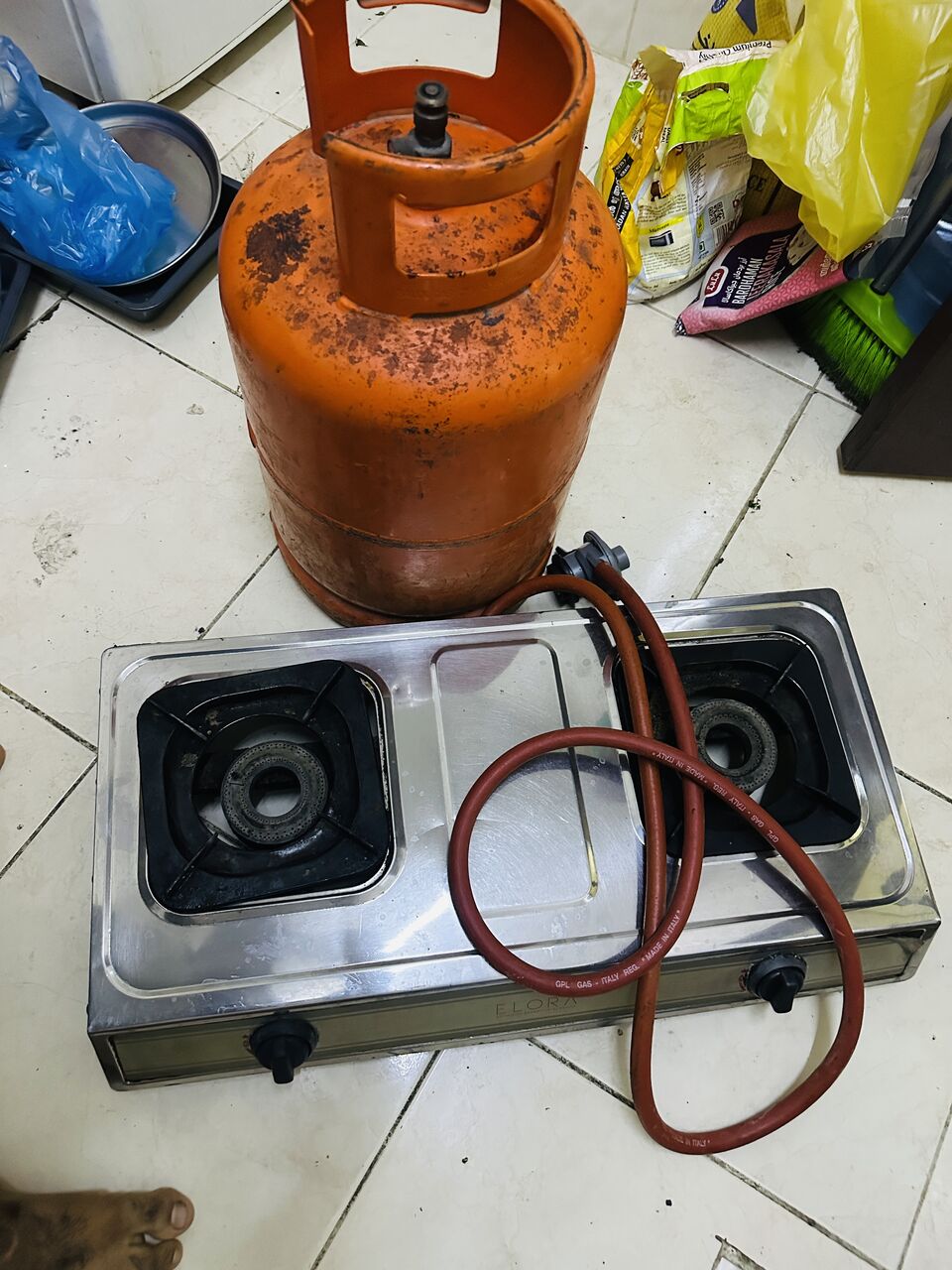 Jubail, Household Items, SAR 500,  GAS CYLINDER WITH STOVE AND REGULATOR , 110 V REFRIGERATOR FOR SALE