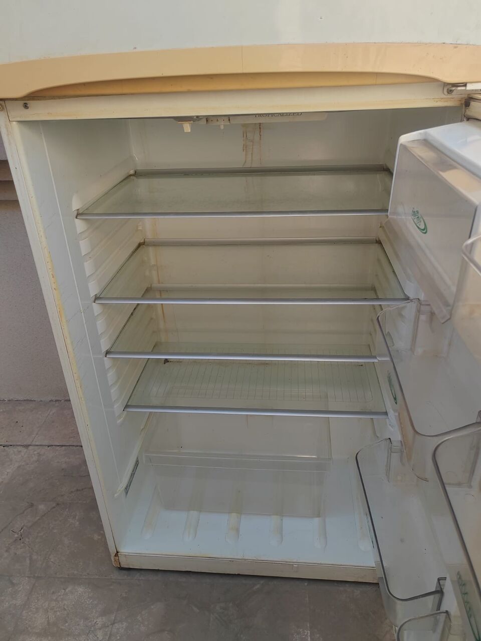 Jubail, Household Items, SAR 500,  GAS CYLINDER WITH STOVE AND REGULATOR , 110 V REFRIGERATOR FOR SALE