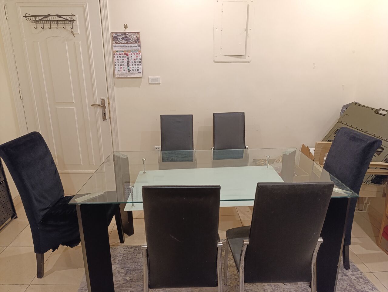 Jeddah, Furniture, SAR 600,  Dining Table With 6 Chairs