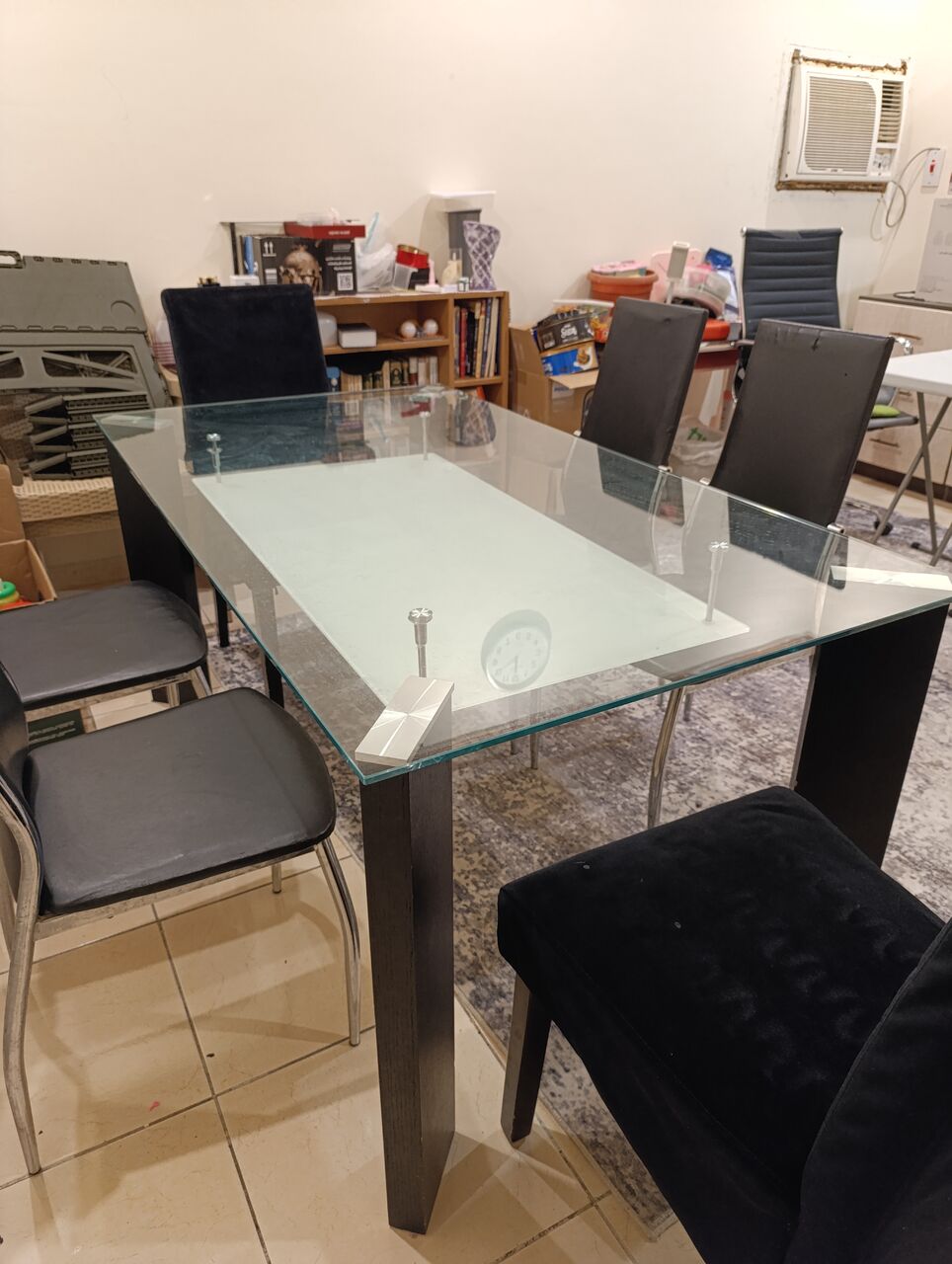 Jeddah, Furniture, SAR 600,  Dining Table With 6 Chairs