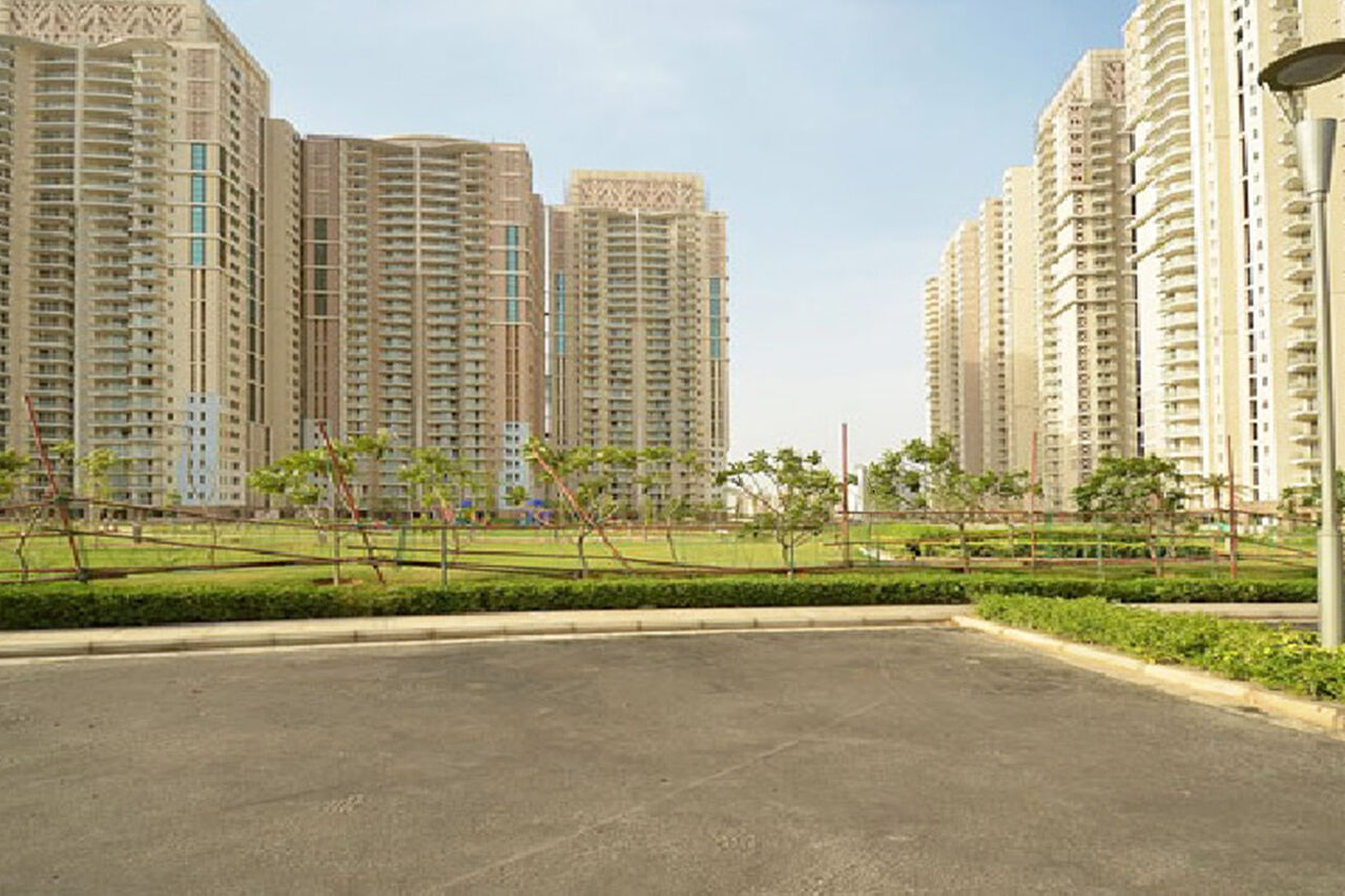 Gurgaon, Buildings, DLF Park Place On Sale Gurgaon | Premium Apartments