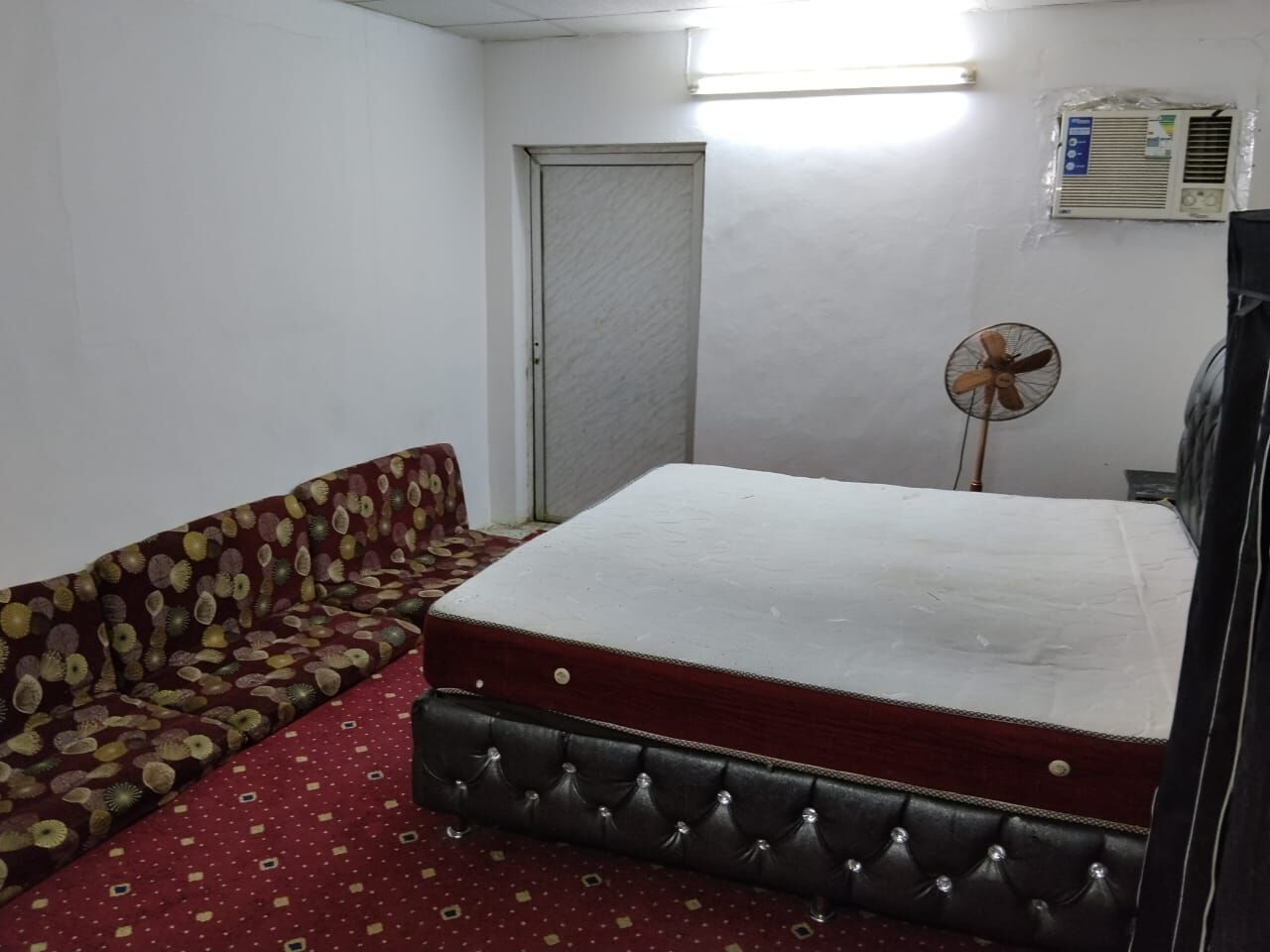 Hara, Rooms for Rent, SAR 867/month,  20 Sq. Meter,  Room For Decent Person