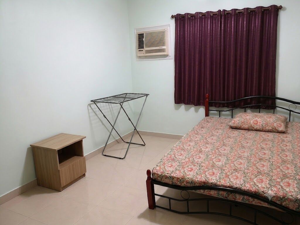 Sharjah, Apartments, Flats, Houses & Villas, AED 1800/month,  1 BR,  Room For Executive Working Lady