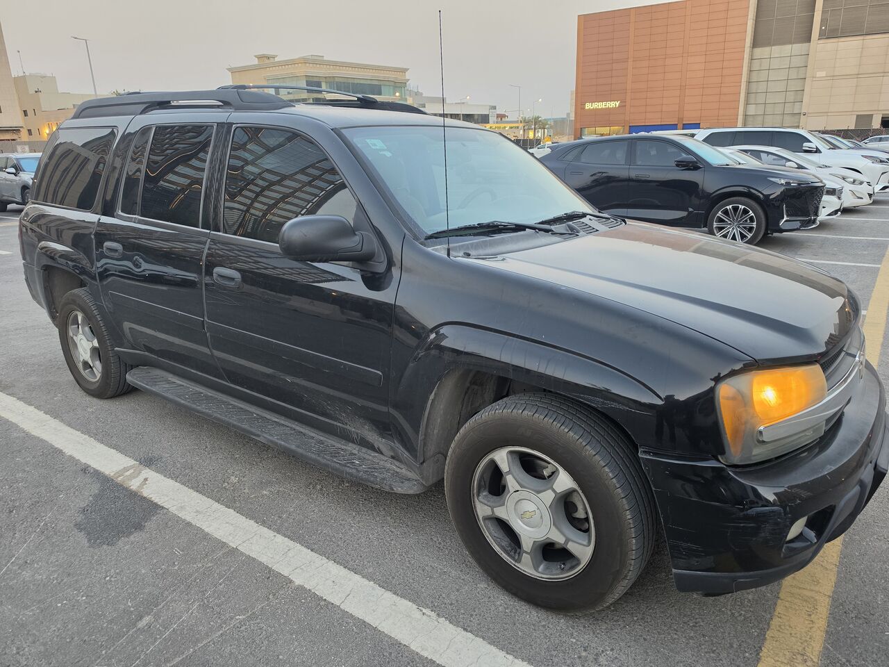 Riyadh, Vehicles, Cars & Trucks , SAR 8700,  Chevralet Trailblazer LS,  2006,  Automatic,  198000 KM,    Model For Sale