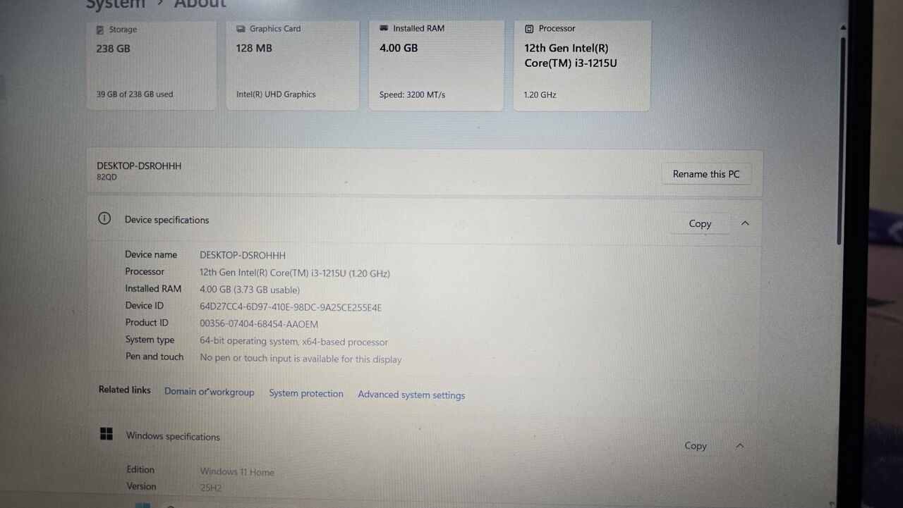 Muharraq, Computers, BHD 40,  Lenovo Laptop