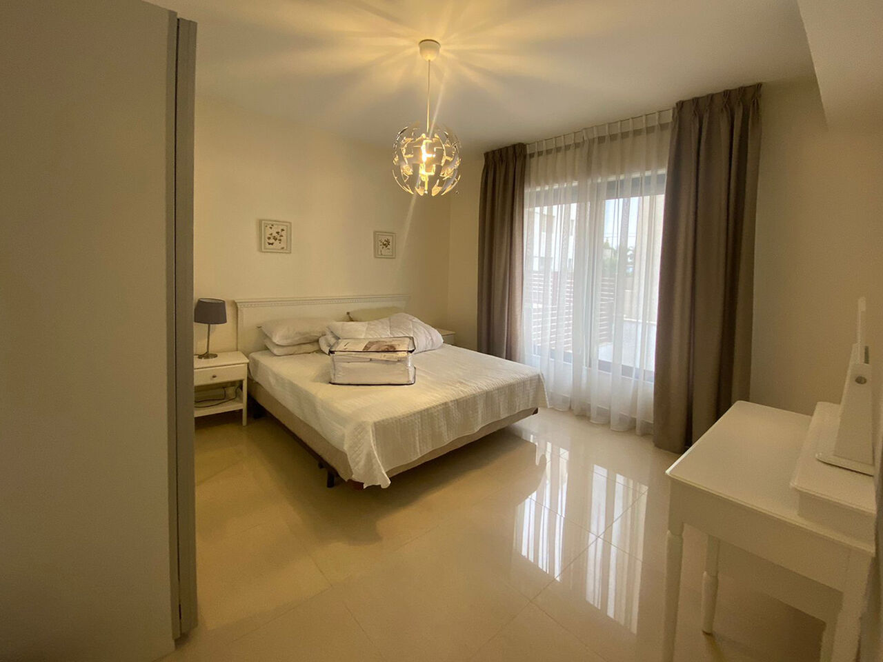 Abdoun, Apartments, Flats, Houses & Villas, JOD 15000/year,  Furnished,  2 BR,  110 Sq. Meter,  Abdoun Near The Dutch Embassy