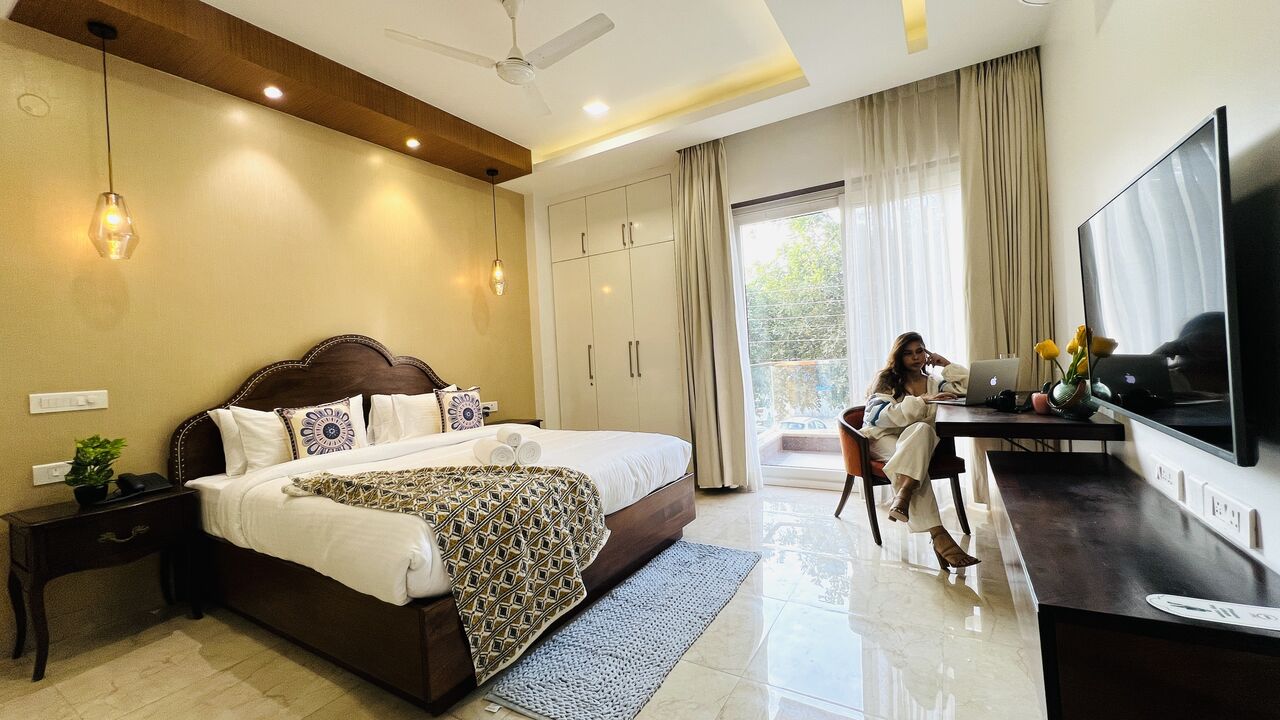 Gurgaon, Apartments, Flats, Houses & Villas, INR 15500/month,  Furnished,  1800 Sq. Feet,  Luxury Three Bedroom Apartments Gurgaon