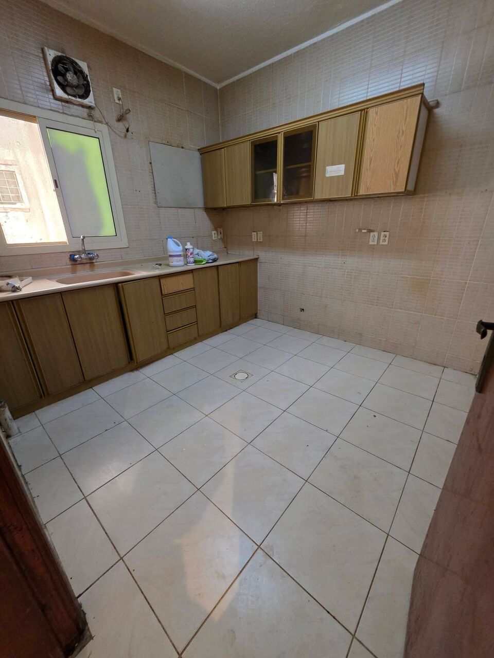 Khobar, Apartments, Flats, Houses & Villas, 4 BR,  🏠 SAR 22,600/YEAR | VERY SPACIOUS 4-BEDROOM FAMILY APARTMENT | AL-BAYOUNIYAH – AL KHOBAR