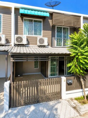 Bangkok, Villas, THB 11999,  17 Sq. Feet,  Fully Furnished, Bangna Km. 10, Townhouse, 2 Floors, 3 Bedrooms, 2 Bathrooms, Mega