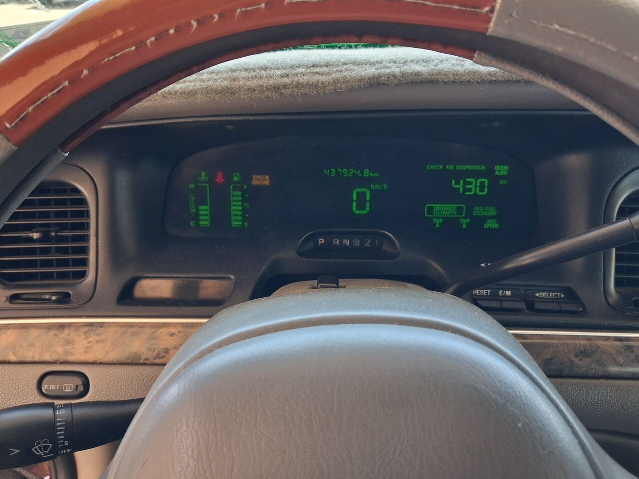 Yanbu, Vehicles, Cars & Trucks , SAR 14000,  Ford Crown Victoria,  2000,  Automatic,  450000 KM,  Sar 14000, Crown Victoria , Transmission  , Serious Buyer Contact Only