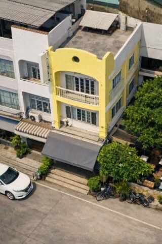 Bangkok, Villas, THB 19999,  16 Sq. Feet,  Near MRT Nomklao 182 M. Heathfield International 562 M. Corner! Front Road Width 10 M.