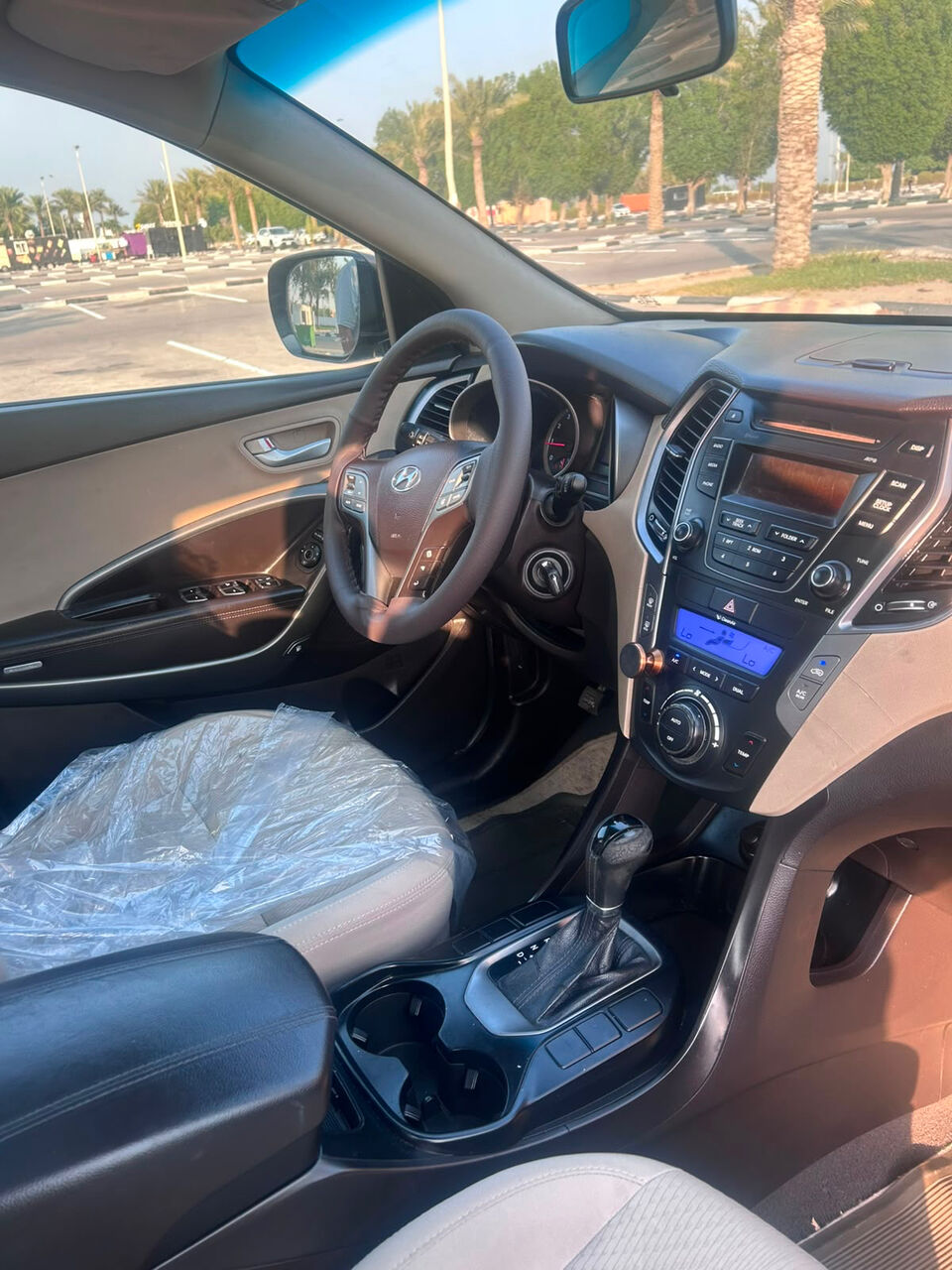 Dammam, Vehicles, Cars & Trucks , SAR 31000,  Hyundai Santa Fe,  2014,  Automatic,  180200 KM,  Hyundai Santafee  Full Option