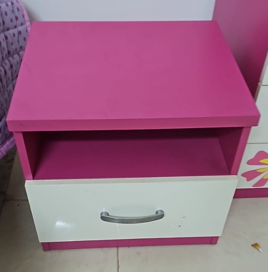 Akrabia, Furniture, SAR 300,  1.5 Person Bed For Girls Eith Night Bedside Table And Dressing Table