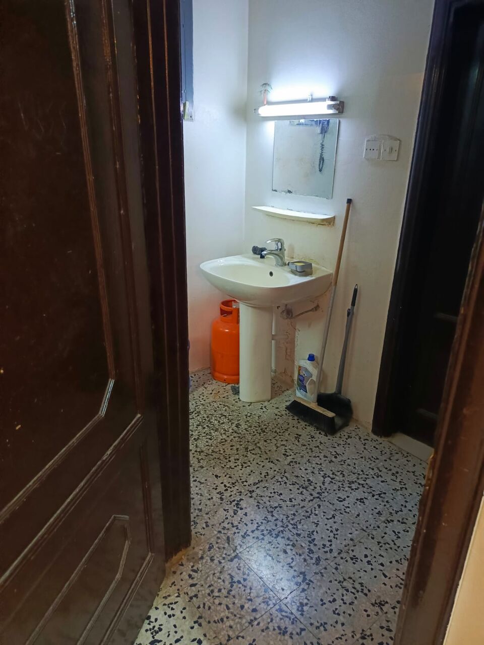 Al Wizarat, Rooms for Rent, SAR 1200/month,  Furnished,  20 Sq. Meter,  Big Furnished Room For Rent &ndash; Separate Entrance | Family Apartment | SAR 1,200/month