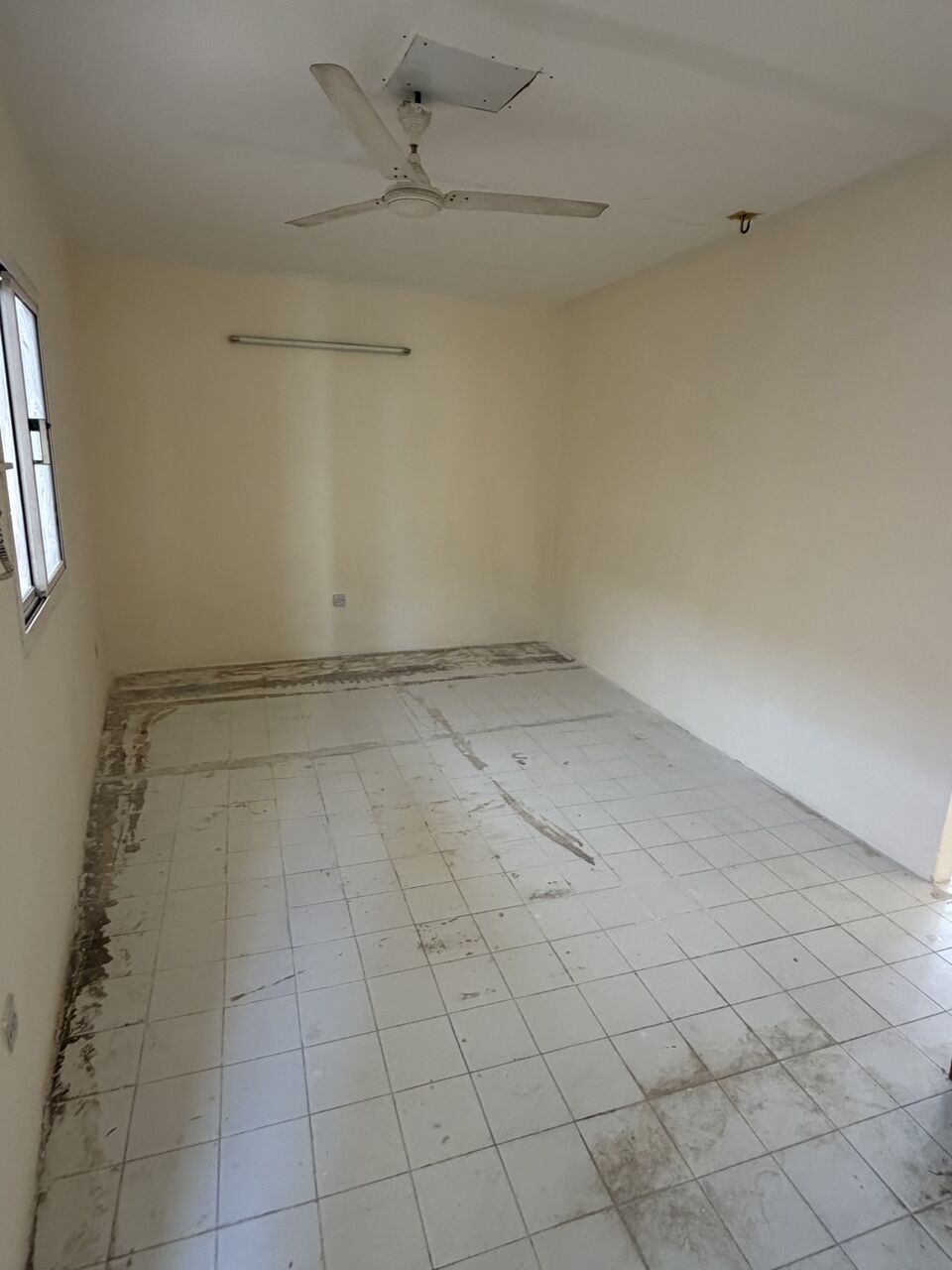 Naim, Apartments, Flats, Houses & Villas, BHD 200/month,  1 BR,  222 Sq. Meter,  For Rent 1bhk Flat With Ewa