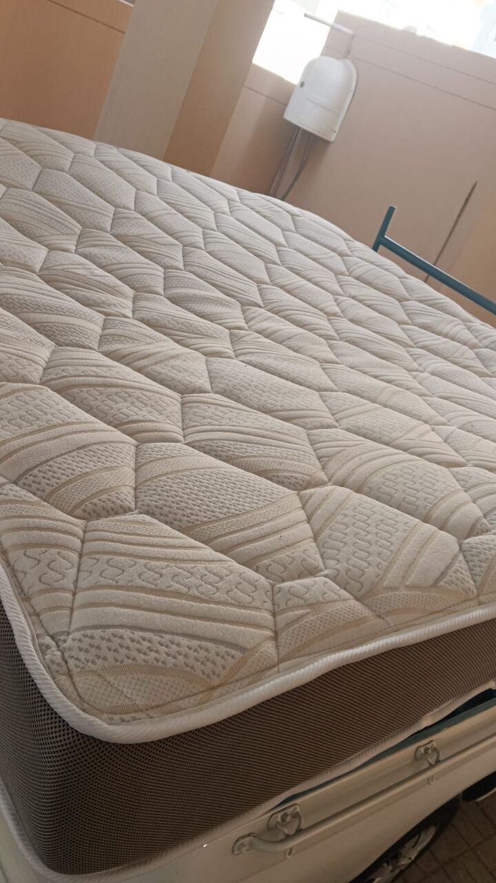 Manama, Household Items, BHD 15,  Good Condition Mattress For Sale ( 180 X 200 )