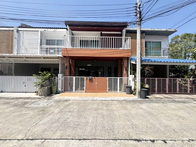 Bangkok, Real Estate For Sale, THB 2250000,  3 BR,  20 Sq. Feet,  Townhome For Sale, The Trust Town Ratchaphruek - Rattanathibet, Next To Ratchaphruek