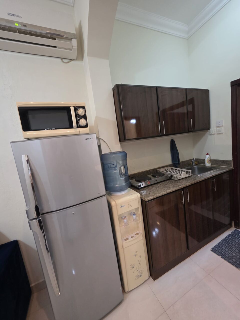 Busaiteen, Apartments, Flats, Houses & Villas, BHD 230,  Furnitured Flat For Rent In Busaiteen