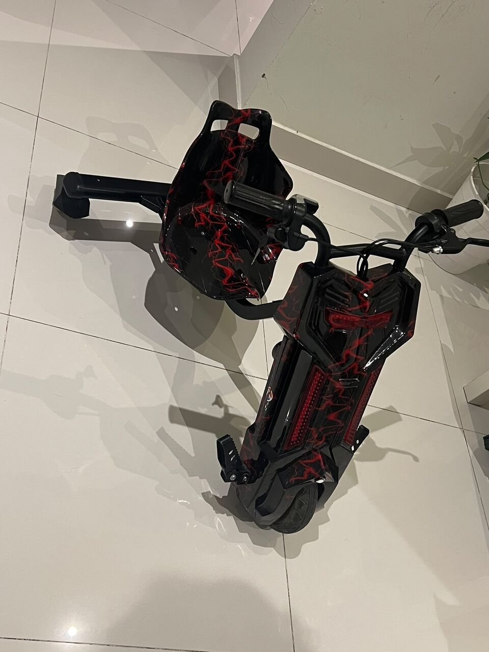 Manama, Household Items, BHD 30,  Kids Electric Ride-On Bike / Scooter For Sale 🏍️