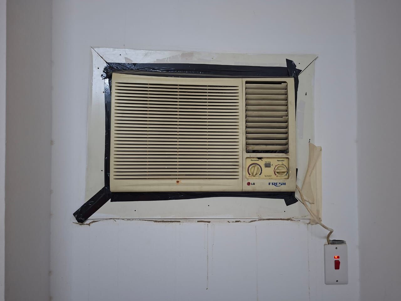 Sulai, Air Conditioners, SAR 500,  Window AC For Sale
