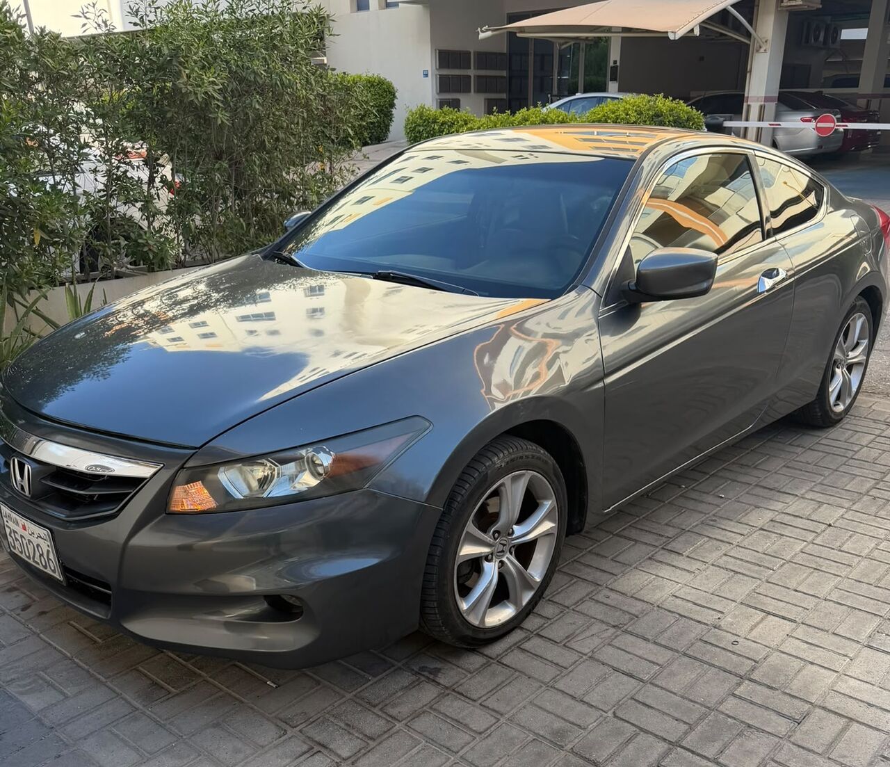 Manama, Vehicles, Cars & Trucks , BHD 1950,  Honda Accord,  2012,  Automatic,  170 KM,  Urgent Sale  Sports V6 Full Option  Model