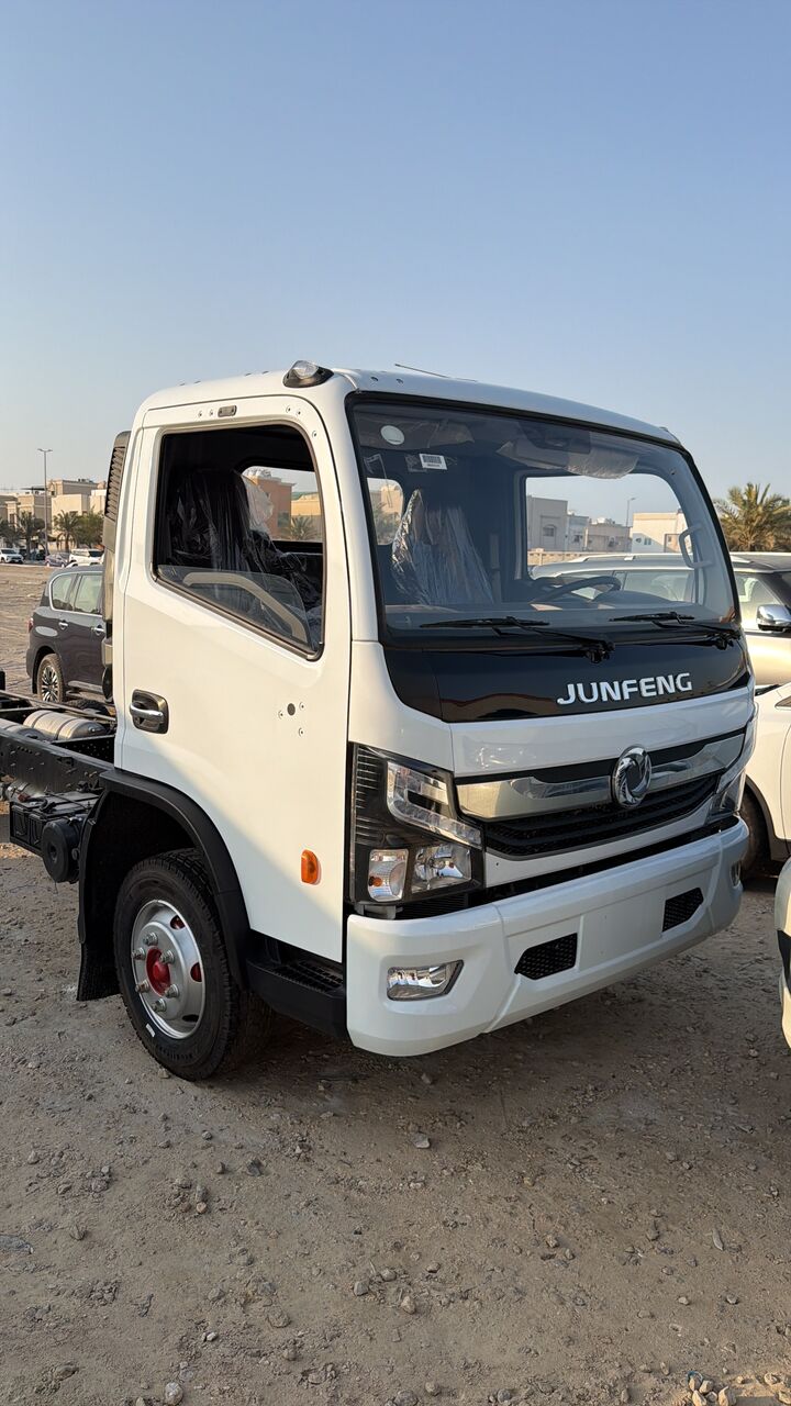 Khobar, Vehicles, Cars & Trucks , SAR 82000,  JUNFENG Captain C CA99,  2026,  Manual,  000 KM,  6 Years Warranty