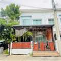 THB 2590000,  4 BR,  23 Sq. Feet,  Urgent Sale, 2-story Townhouse, The Pleno Ekkachai-Kanchanaphisek. Cheap Corner Back