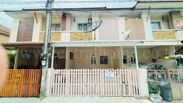 Bangkok, Real Estate For Sale, THB 1600000,  3 BR,  18 Sq. Feet,  Urgent Sale, Townhouse The First Home (Baan Kanda), Phanthai Norasing, Samut Sakhon,