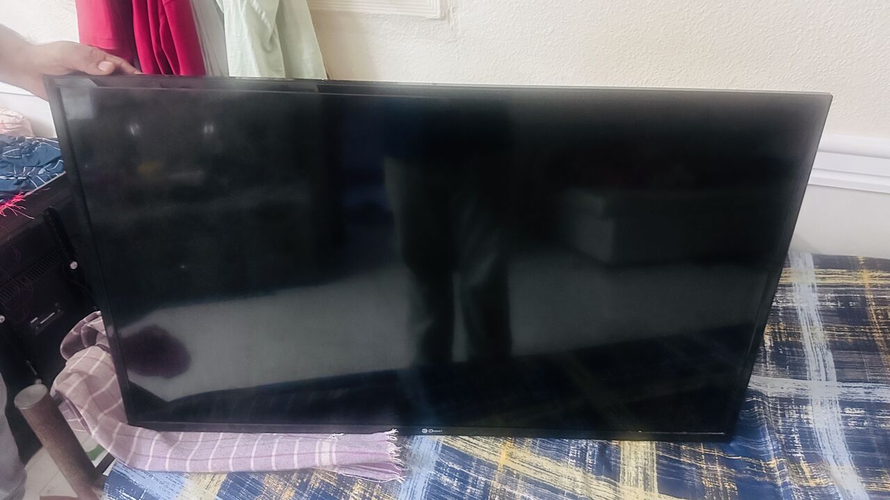 Rabigh, Household Items, SAR 450,  TV 43 Inch Good Condition For Sale