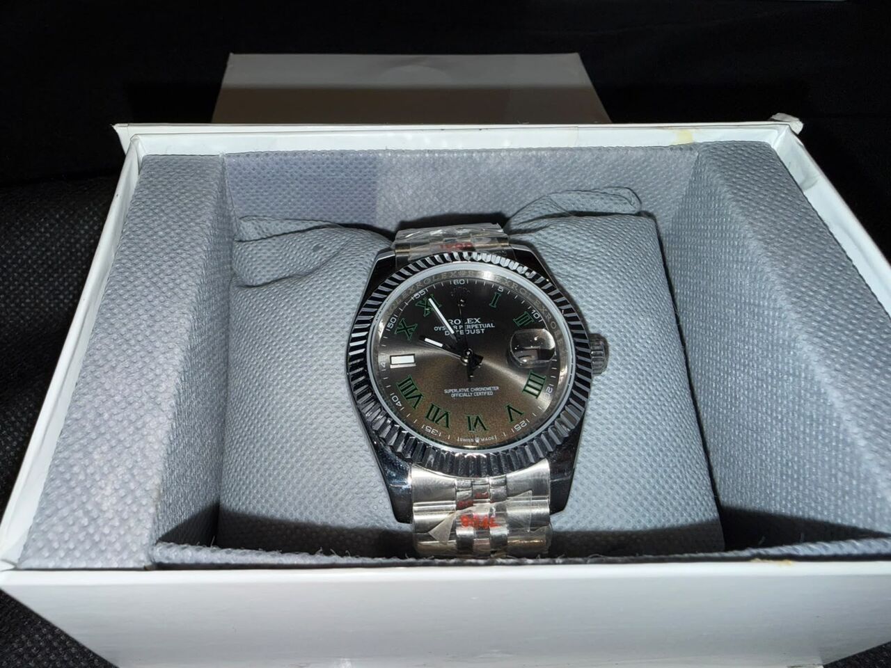 Jeddah, Watches, SAR 1550,  Rolex Datejust 41, Featuring A Fluted Bezel, Silver Dial With Roman Numerals, And A Jubile