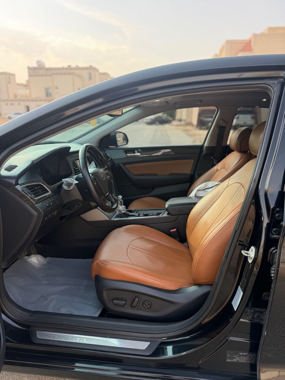 Riyadh, Vehicles, Cars & Trucks , SAR 40000,  Hyundai Sonata,  2017,  Automatic,  210000 KM,    Full Option - GCC Specs