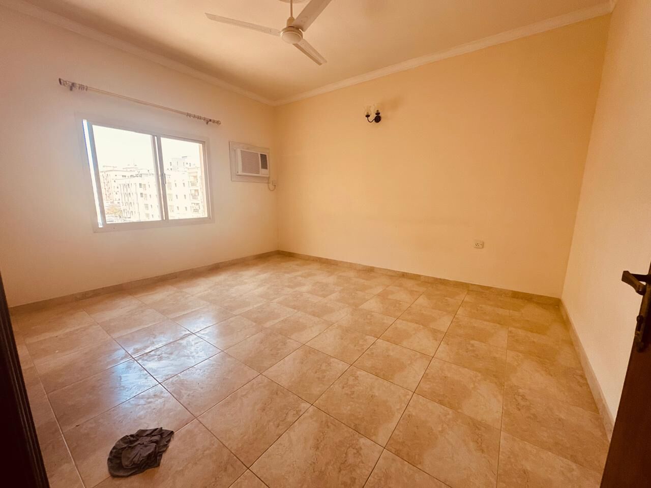 Mahooz, Apartments, Flats, Houses & Villas, BHD 200/month,  2 BR,  SEMI FURNISHED TWO BEDROOM FLAT FOR RENT IN MAHOOZ