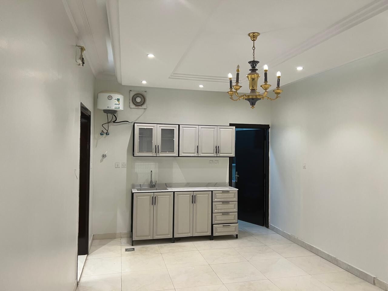 Al Malaz, Apartments, Flats, Houses & Villas, SAR 30000/year,  1 BR,  Studio Apartment For Rent In Jarir District