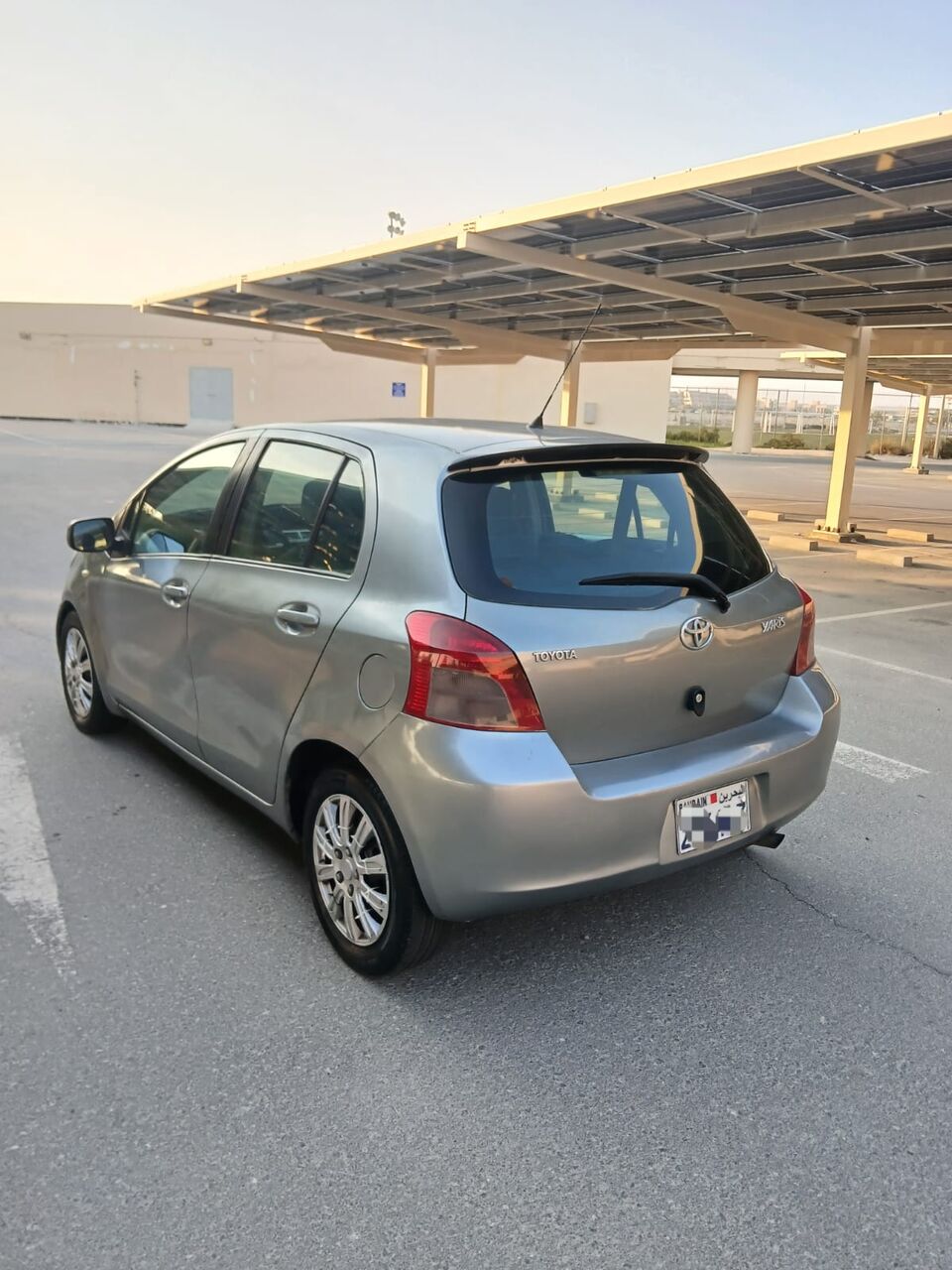 Muharraq, Vehicles, Cars & Trucks , BHD 1050,  Toyota Yaris,  2007,  Automatic,  200000 KM,   For Sale  Model (33761227)
