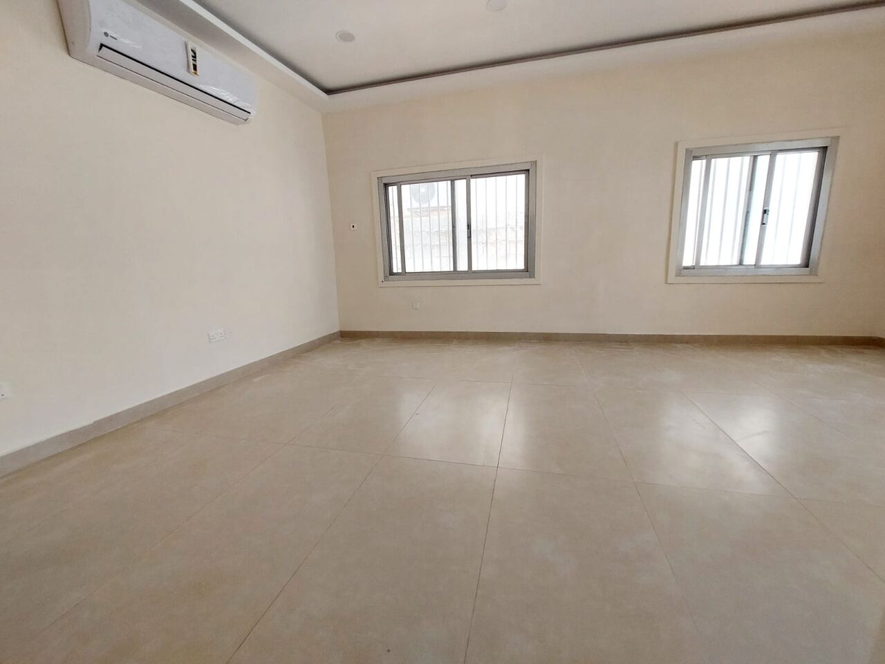 Zinj, Apartments, Flats, Houses & Villas, BHD 500/month,  3 BR,  Renovated Single Story  Stand Alone Villa In Zinj