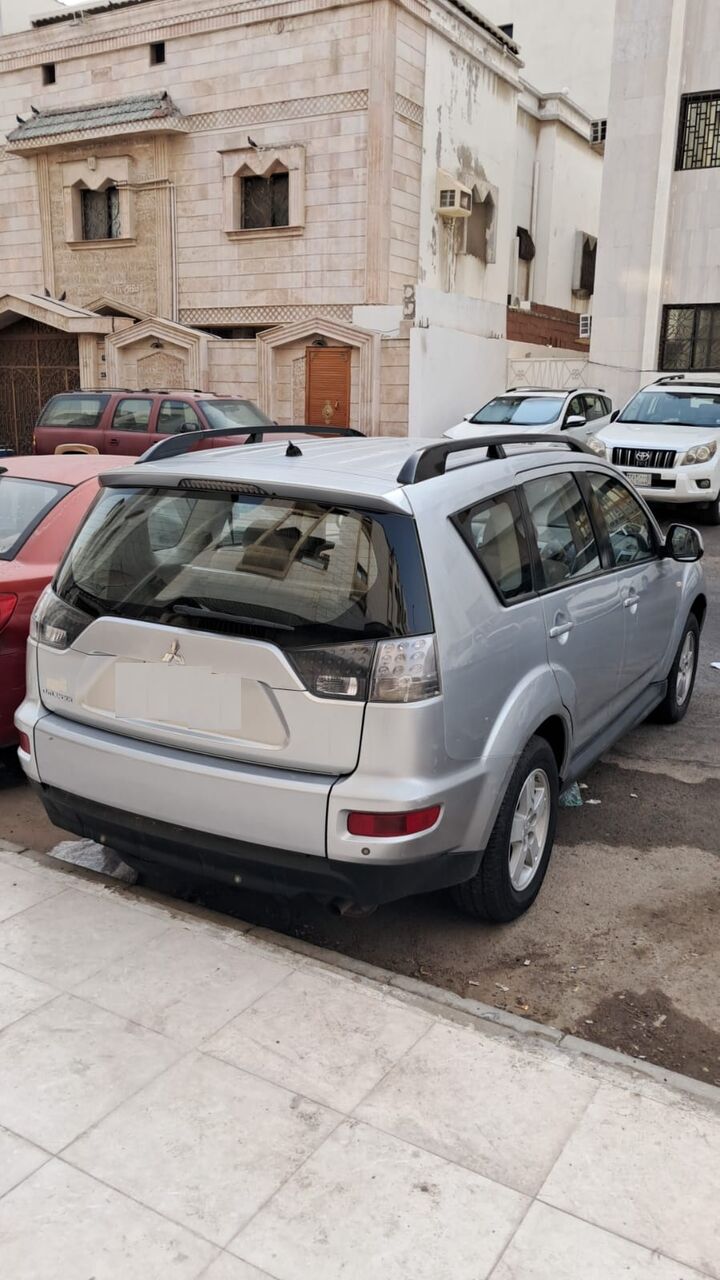 Al Aziziyah, Vehicles, Cars & Trucks , SAR 22000,  Mitsubishi Outlander,  2011,  Automatic,  140000 KM,  Outlander Good And Condition