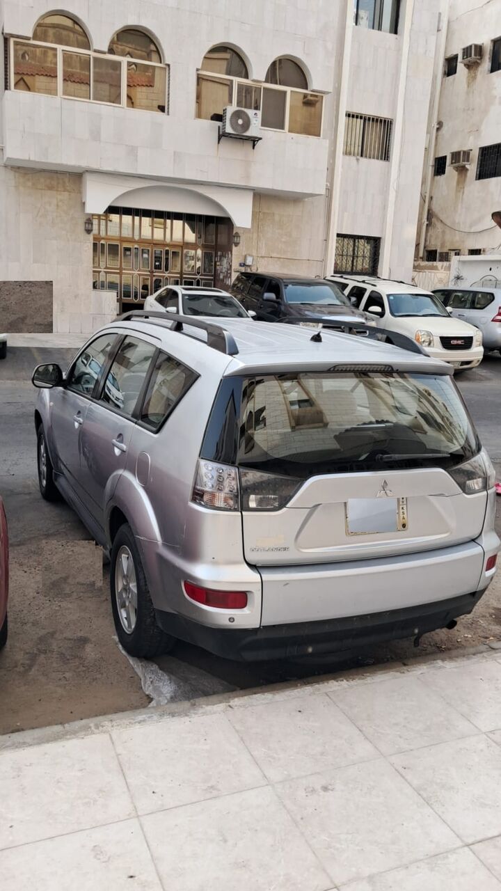 Al Aziziyah, Vehicles, Cars & Trucks , SAR 22000,  Mitsubishi Outlander,  2011,  Automatic,  140000 KM,  Outlander Good And Condition