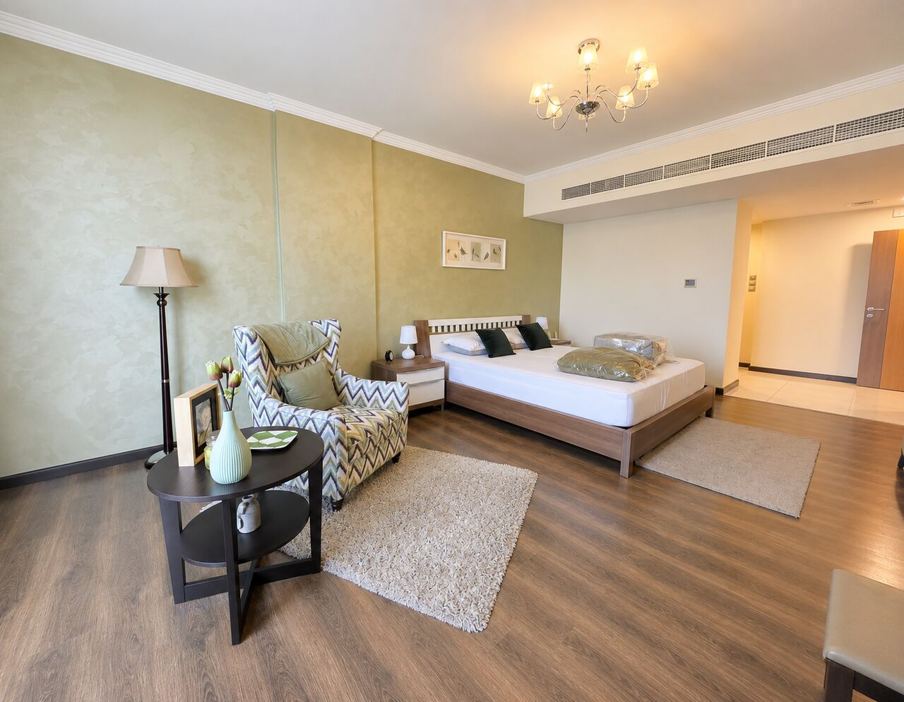 Juffair, Apartments, Flats, Houses & Villas, BHD 450/month,  Furnished,  2 BR,  148 Sq. Meter,  VERY HOT PRICE 148 SQM ULTRA LUXURY SPACIOUS 2 BED And  3 BATHS