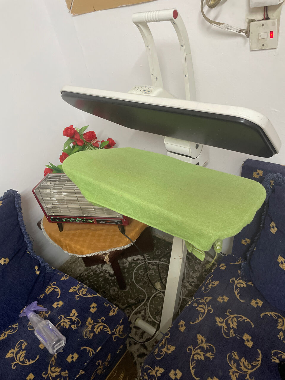 Al Malaz, Household Items, SAR 350,  Steam Press \ Iron Press  For Sale