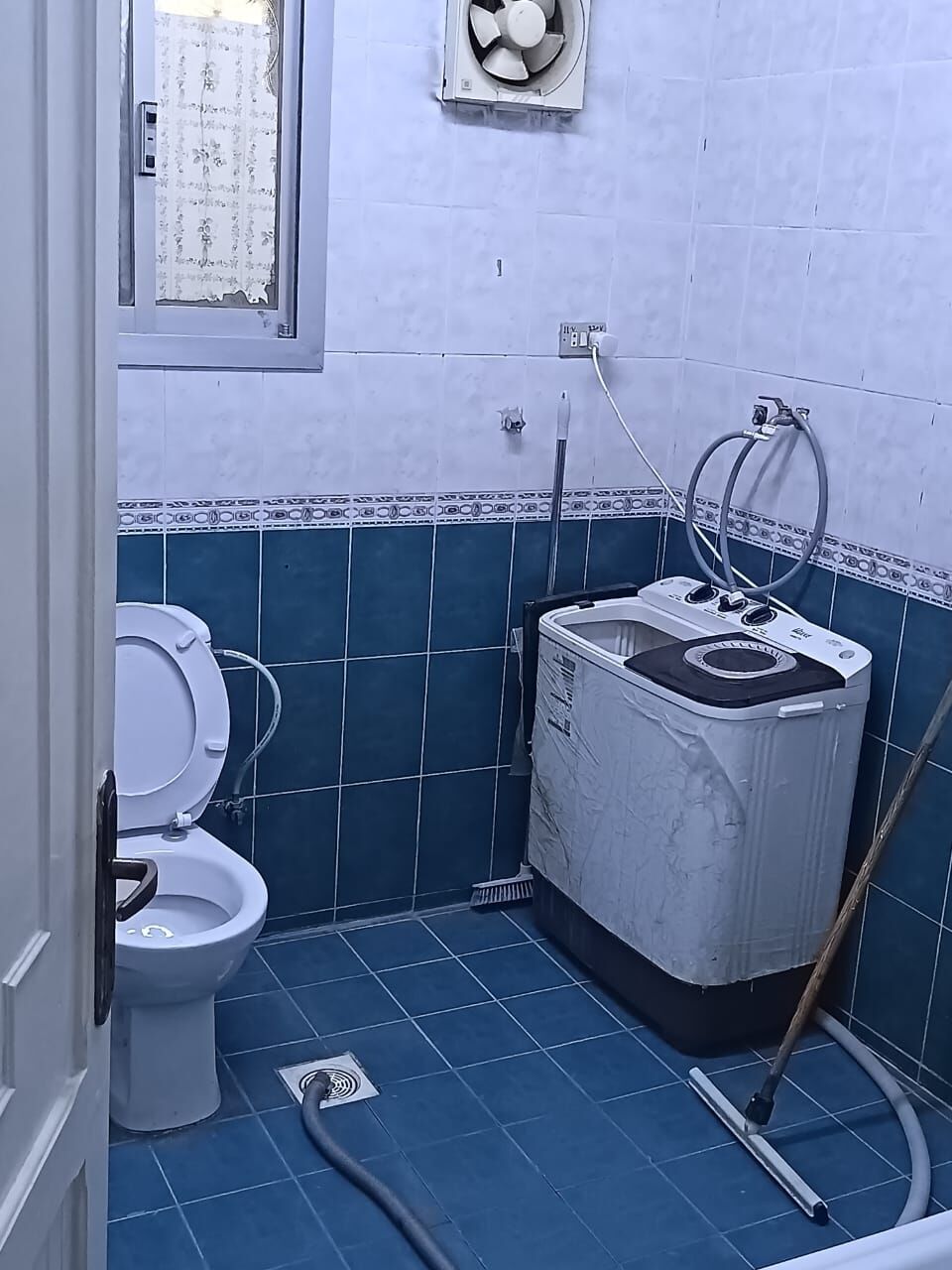 Jeddah, Bedspace For Rent, SAR 1000/month,  One Separate Room Available For Rent