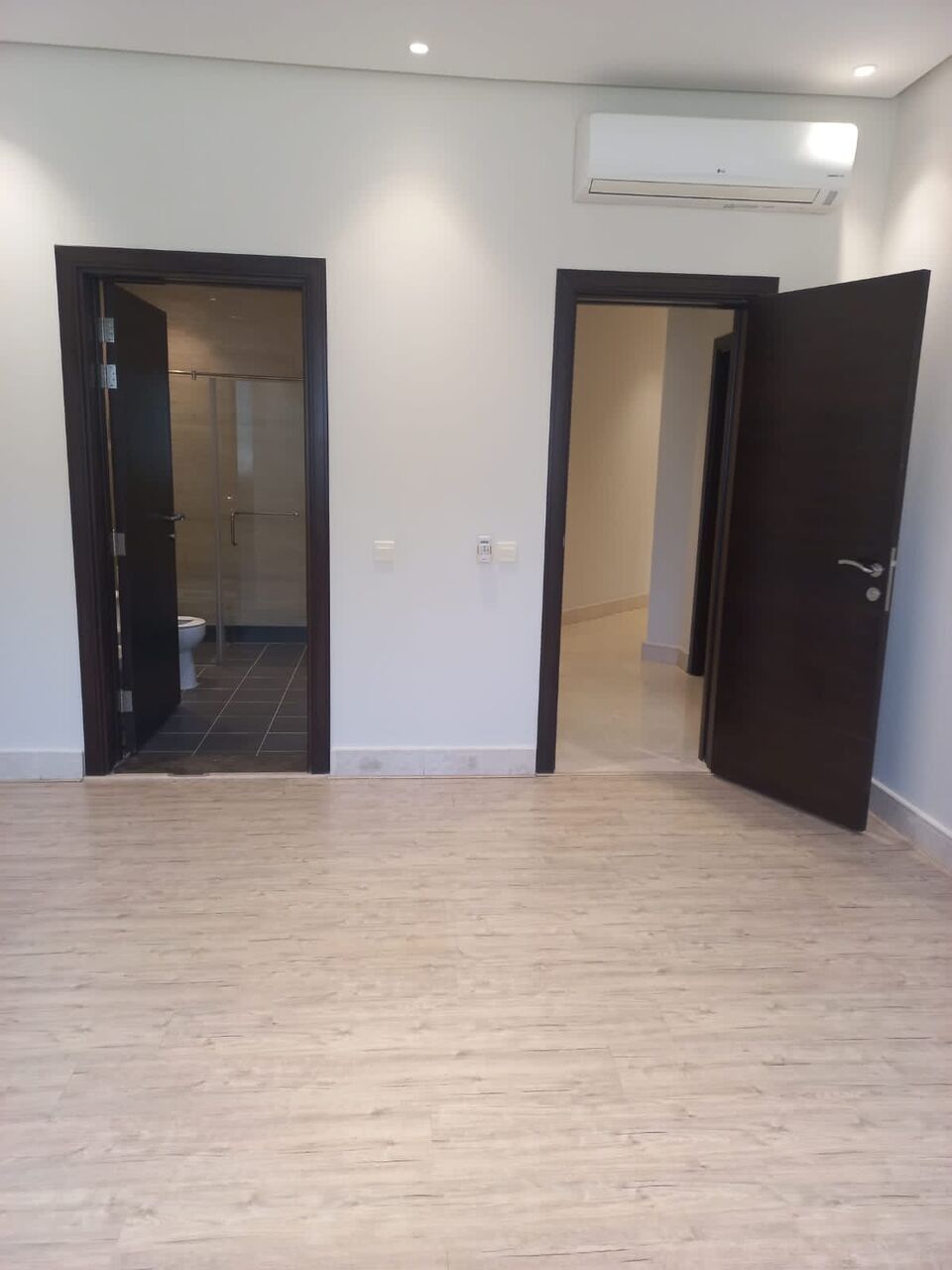 Riyadh, Apartments, Flats, Houses & Villas, SAR 100000/year,  2 BR,  Residential Unit In Compound For Rent