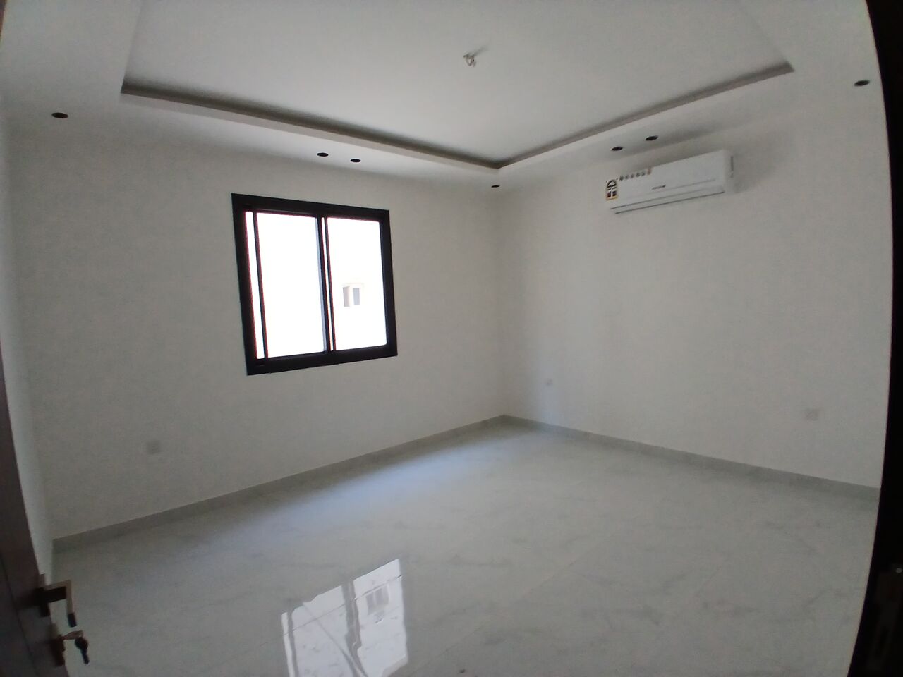 Hidd, Apartments, Flats, Houses & Villas, BHD 73/month,  4 BR,  Flat For Sale 4 Rooms New Hidd