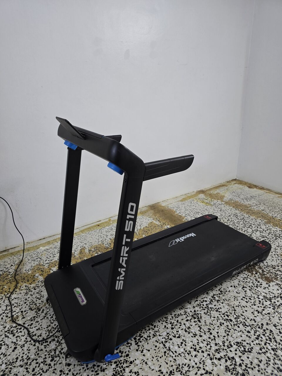 Jeddah, Sporting Goods, SAR 600,  Treadmill Heavy Duty.  Make House Fit  Smart 510