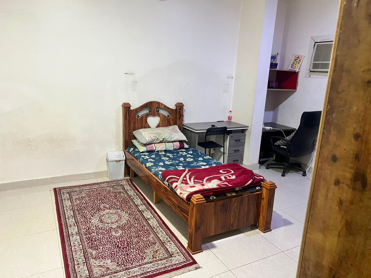 Riyadh, Apartments, Flats, Houses & Villas, SAR 1200/month,  1 BR,  Fully Furnished Bedroom/Bed Space For Rent