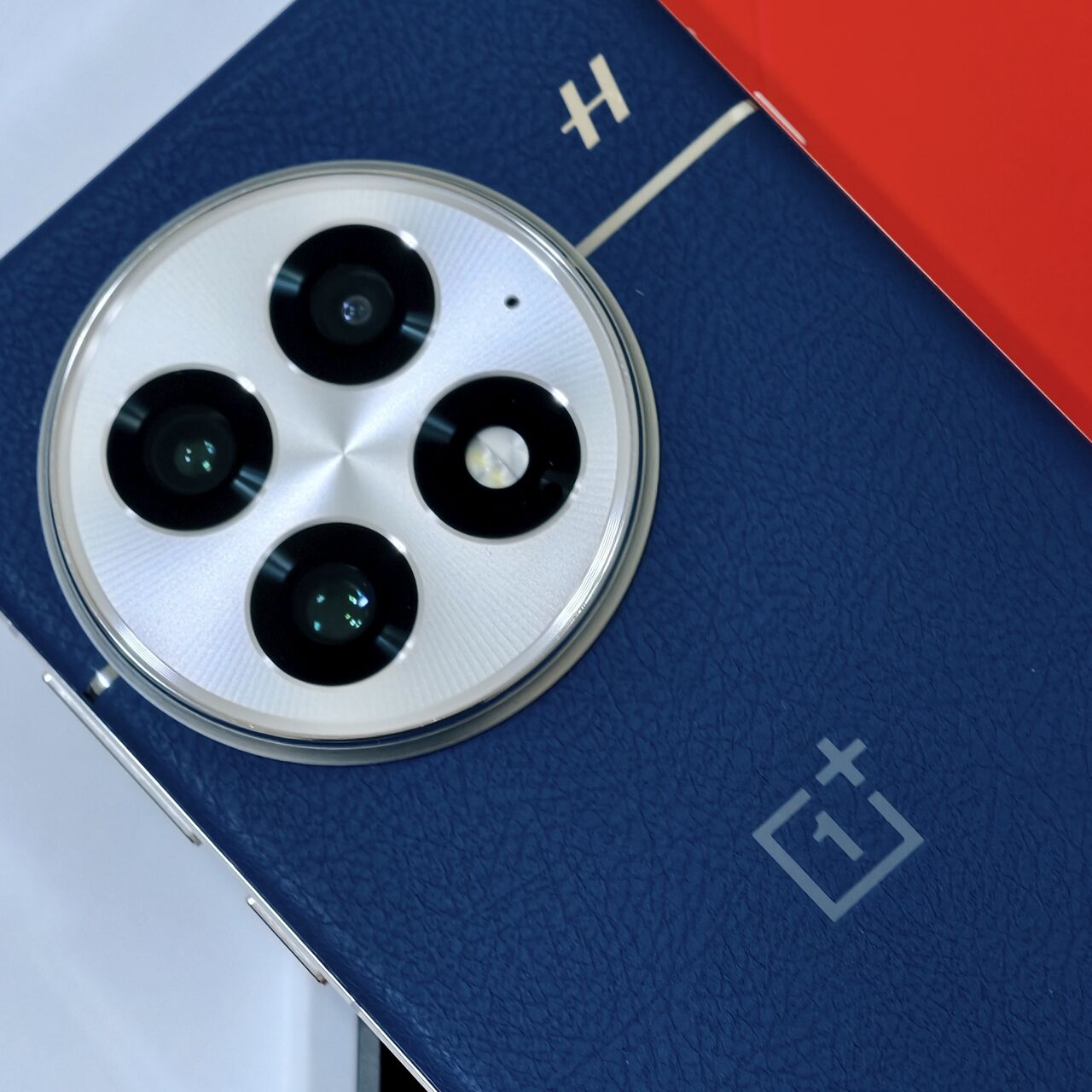 Dammam, Mobile Phones, SAR 2350,  OnePlus 13 ( Global Version)